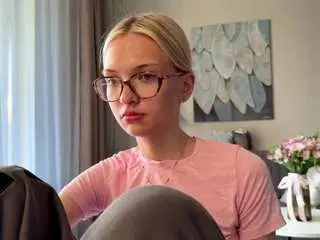 Dorthycalabretta  live sex cam