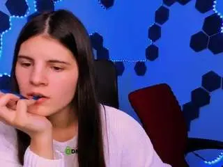 Lizzie-boom  live sex cam