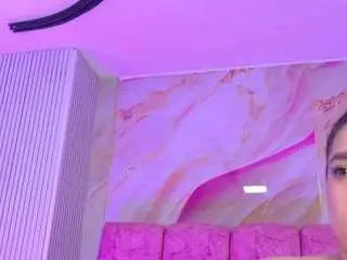 Emmacurvy  live sex cam