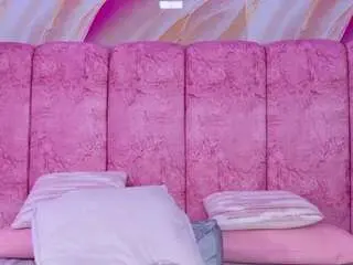 Emmacurvy  live sex cam