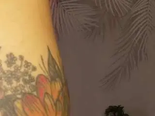 Hottielillyxxx  live sex cam