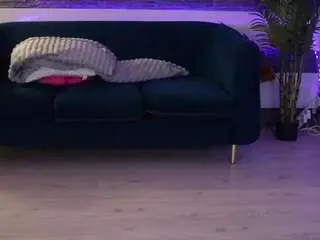 Hottielillyxxx  live sex cam