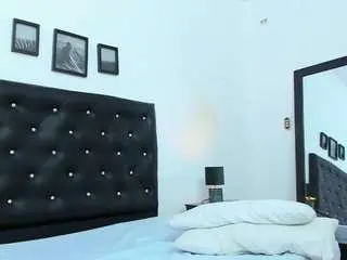 Scarlett-moo  live sex cam