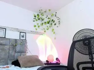 Scarlett-moo  live sex cam