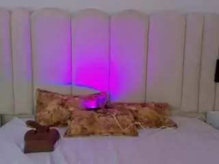 Antonellasmiith  live sex cam