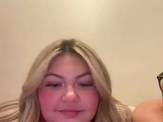 Barbieconamor  live sex cam
