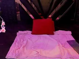 Moon-velvet18  live sex cam