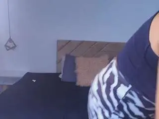 Natasha-rose  live sex cam