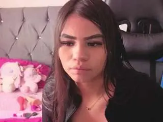 Roxane-luxe  live sex cam