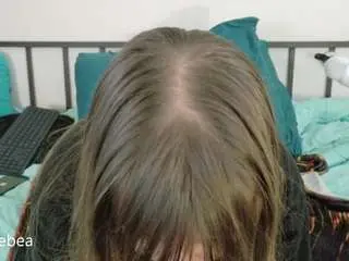 Savethebea  live sex cam