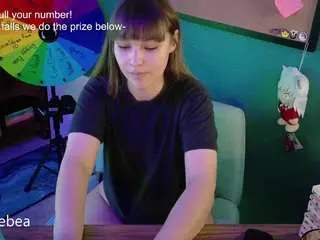Savethebea  live sex cam