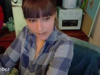 Savethebea  live sex cam