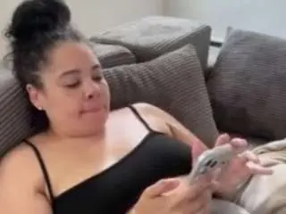 Starrnoir  live sex cam