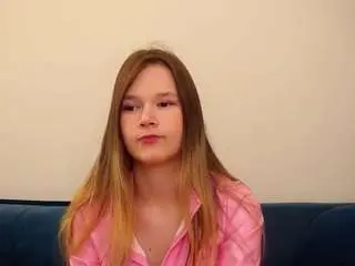 Lavetalalumiere  live sex cam
