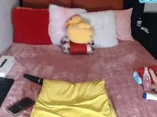 Sexybear302  live sex cam
