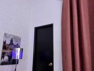 Helenmonroy  live sex cam