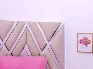 Helenmonroy  live sex cam