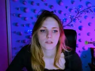 Kim-classy  live sex cam