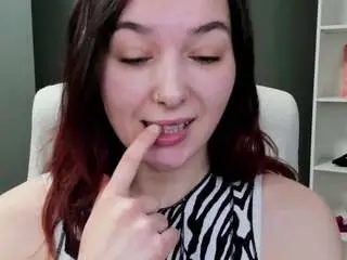 Meganxkiss  live sex cam