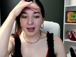 Meganxkiss  live sex cam
