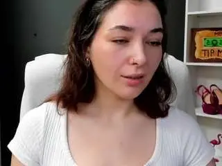 Meganxkiss  live sex cam