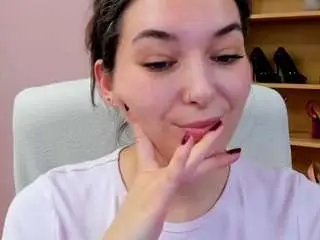 Meganxkiss  live sex cam