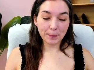 Meganxkiss  live sex cam