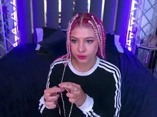 Pinkytrix  live sex cam