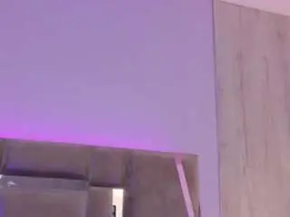 Abrilbrentt  live sex cam