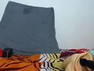 Andrylove2  live sex cam