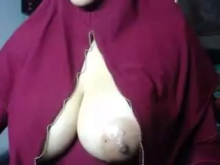 Jameelamilf  live sex cam