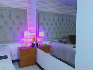 Liathompson-fg  live sex cam