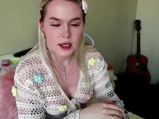 Marivelcuddeback  live sex cam