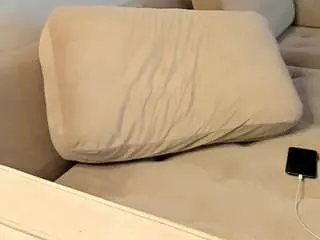 Winterpurdom  live sex cam