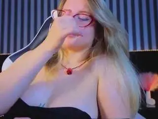 Daryanagray  live sex cam
