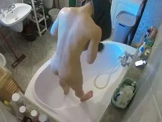 Voyeurcam-julmodels-bath-1st-1  live sex cam