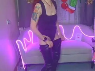 Breeterner  live sex cam