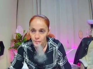 Breeterner  live sex cam