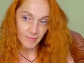 Breeterner  live sex cam