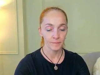 Breeterner  live sex cam