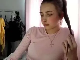 Ivetteernst  live sex cam