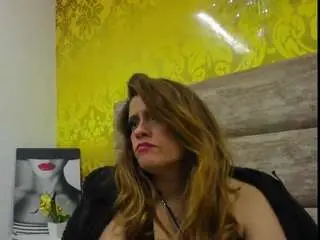 Bellamystic  live sex cam
