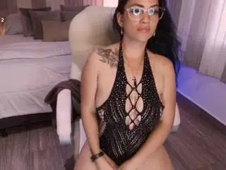 Megann-williamss  live sex cam