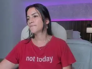 Megann-williamss  live sex cam