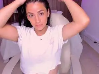Megann-williamss  live sex cam