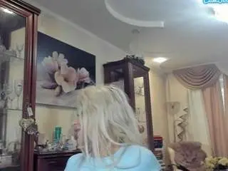 Roxxxy-royce  live sex cam
