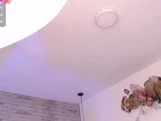 Tinnahottie  live sex cam