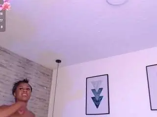 Tinnahottie  live sex cam