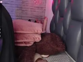 Tinnahottie  live sex cam