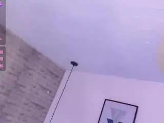 Tinnahottie  live sex cam